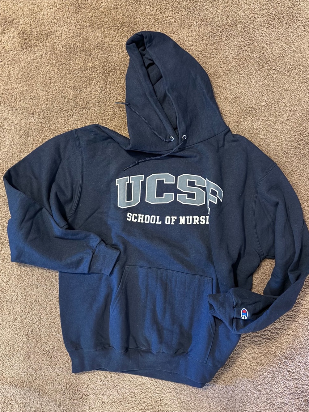 UCSF School of Nursing Navy Champion Pullover Hoodie Size XL Barely Worn - Picture 2 of 4